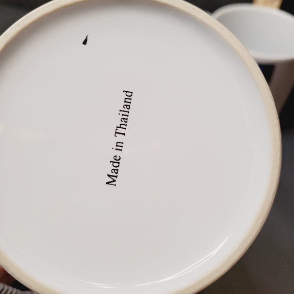 Disney Mickey & Minnie Mouse Large His & Hers Mugs - Picture 6 of 8